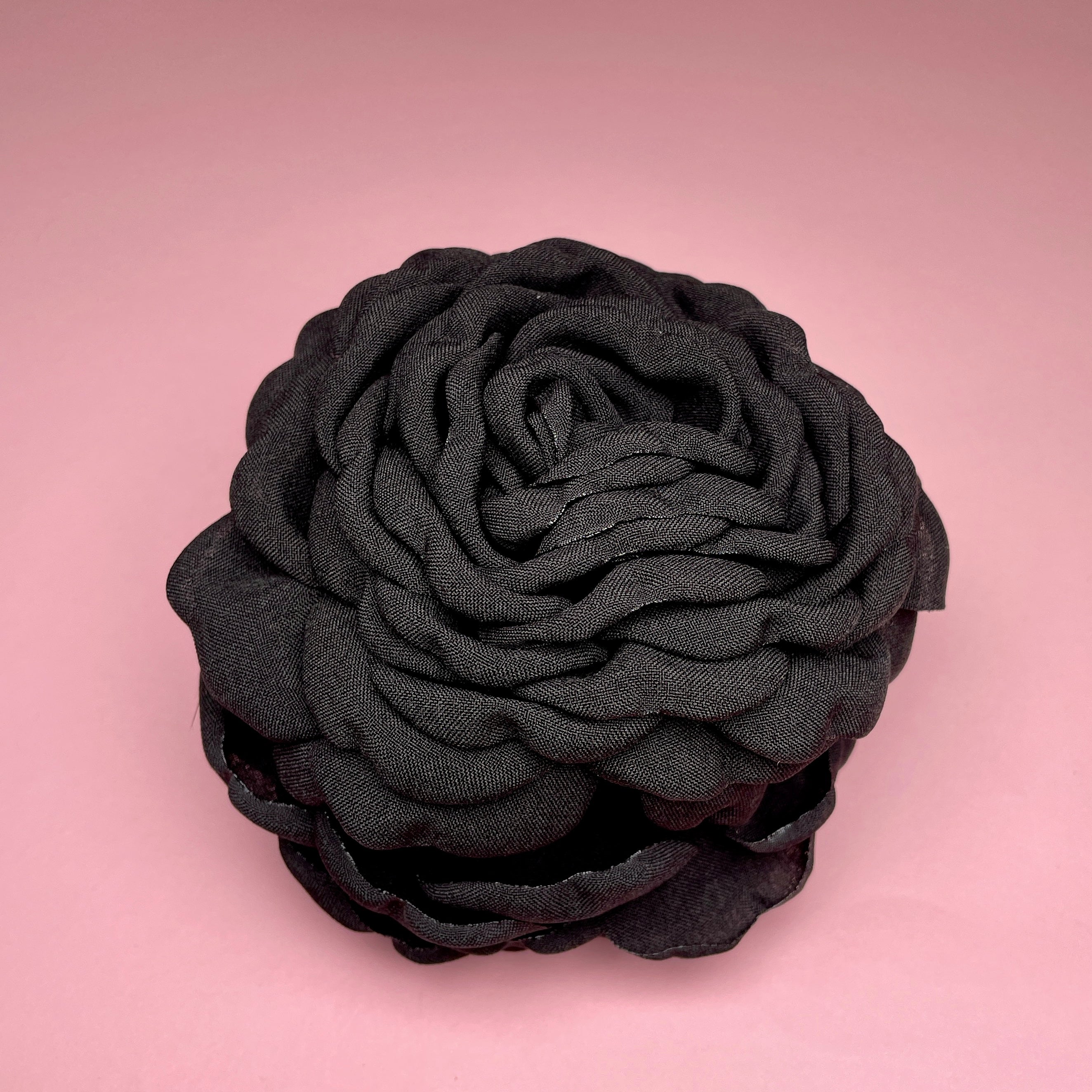 Giant Rose Claw - Black