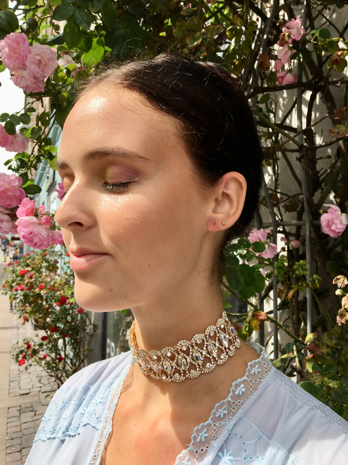 Simi Party Choker - Guldfarvet — billede 2 af 2