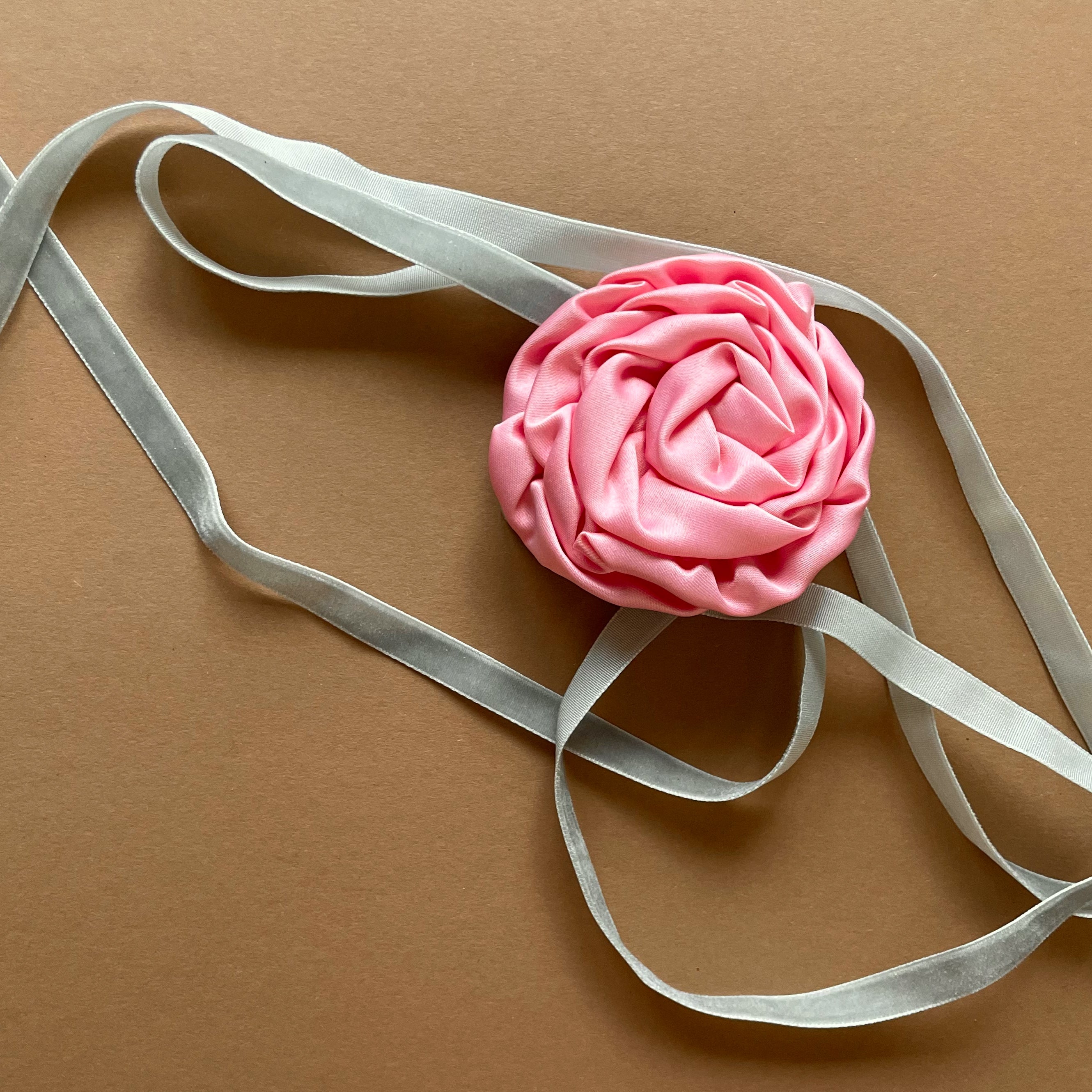 Multiflower - Satin Rosette - 8 cm - Pink