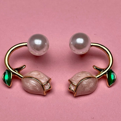 Tulip Pearl Ear
