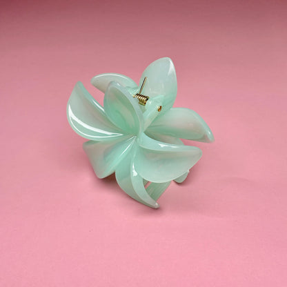 Medium Hawaiian Flower Hairclip - Mint