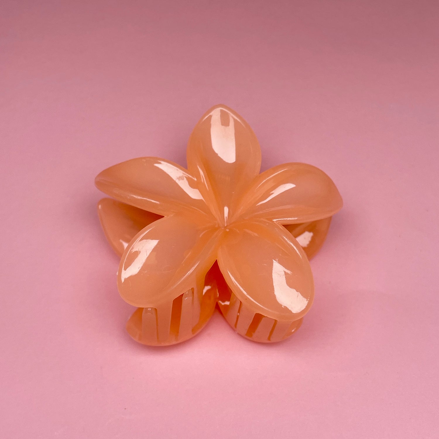 Medium Hawaiian Flower Hairclip - Peach