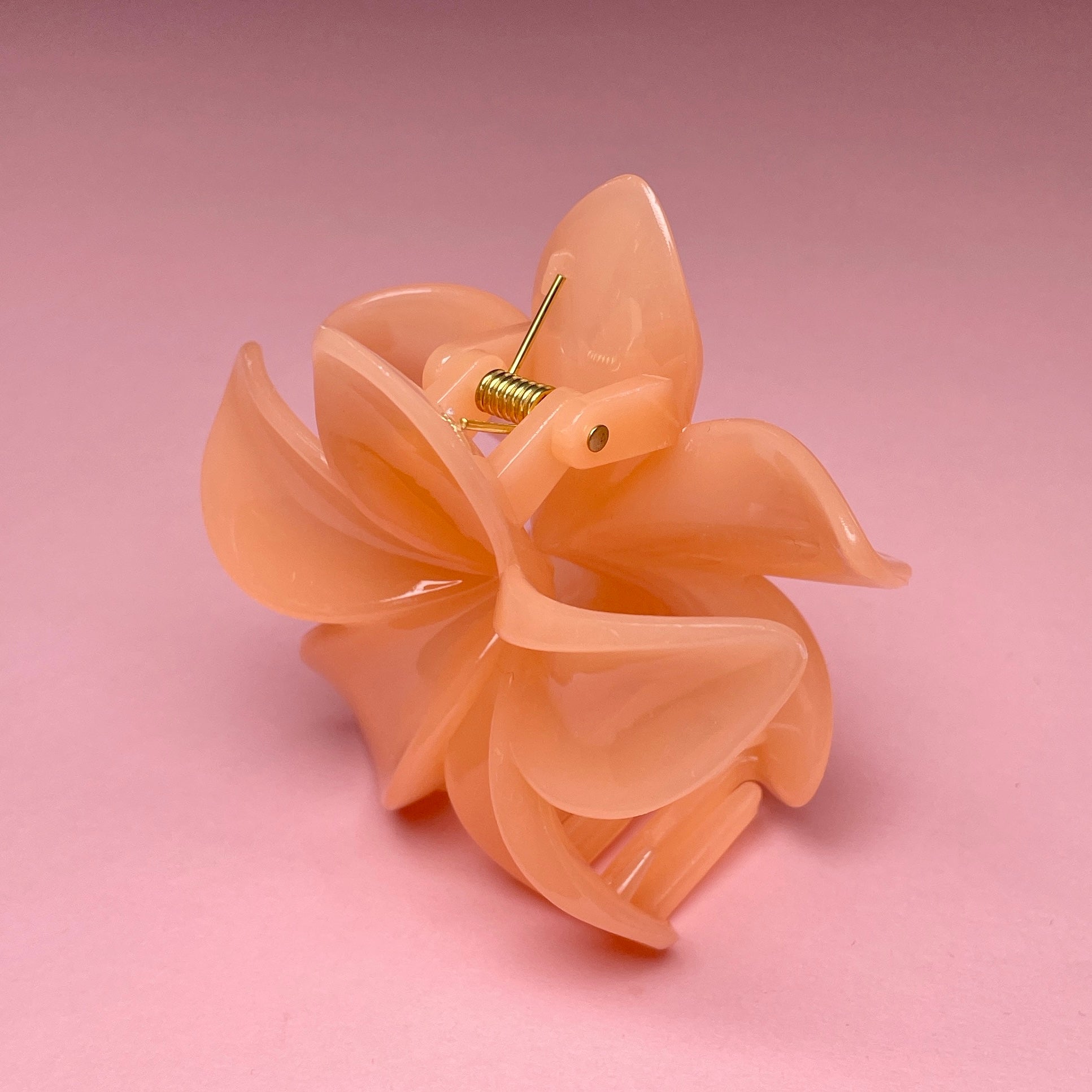 Medium Hawaiian Flower Hairclip - Peach