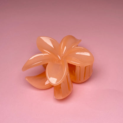 Medium Hawaiian Flower Hairclip - Peach