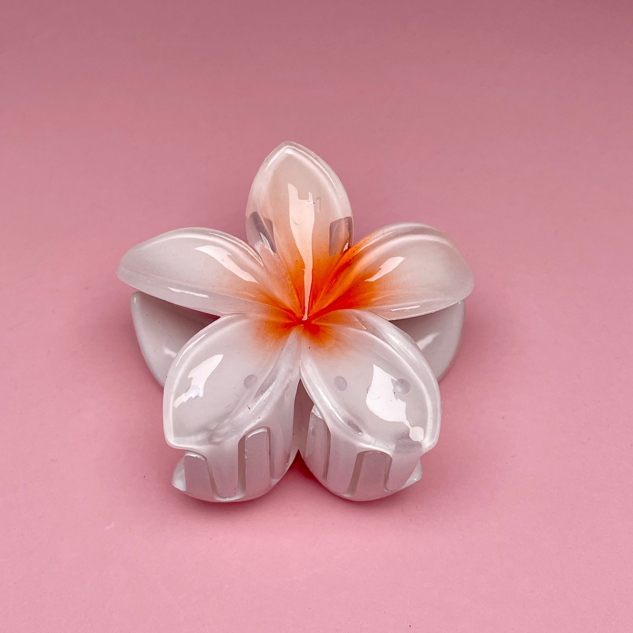 Small Hawaiian Flower Hairclip - White/Orange Ombré