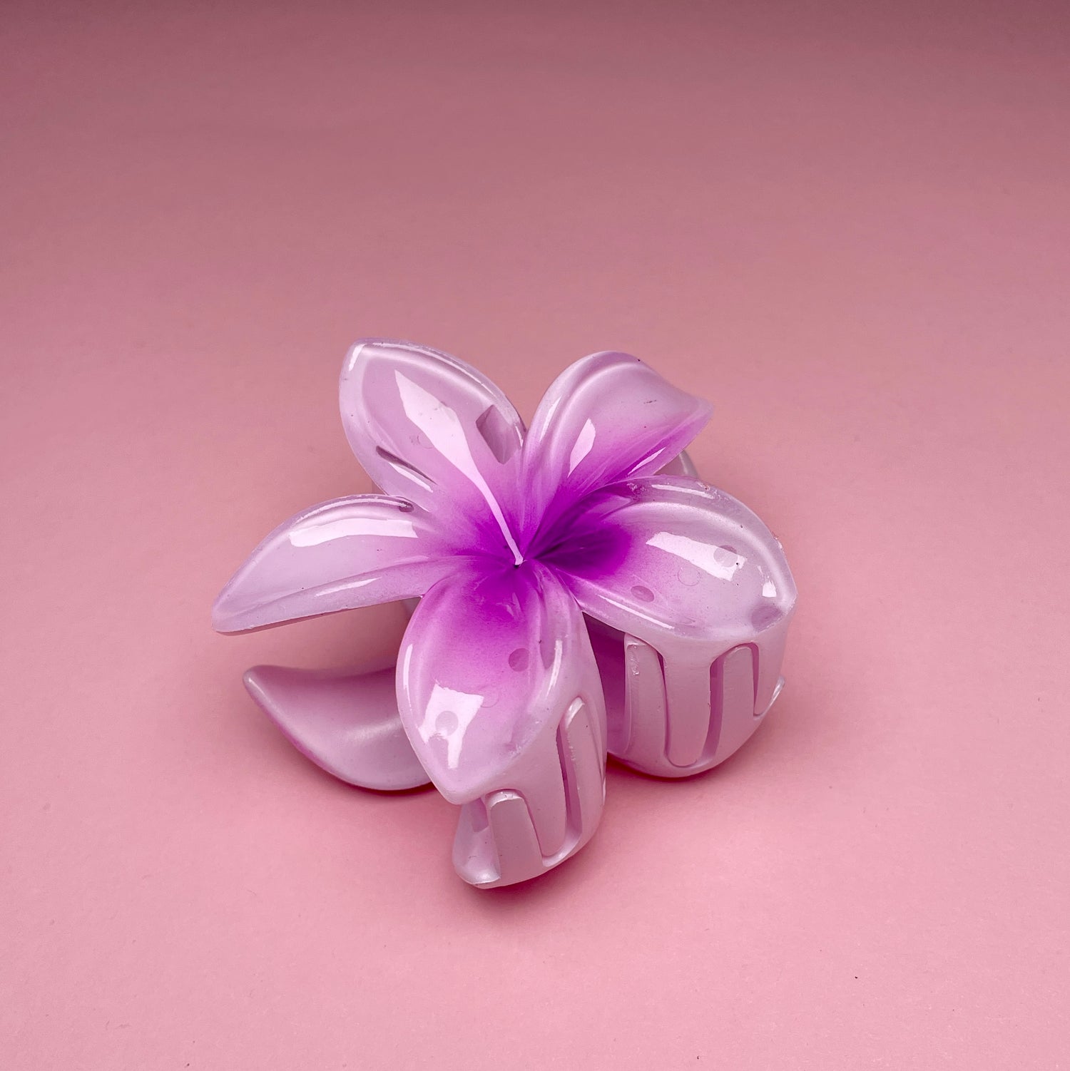 Small Hawaiian Flower Hairclip - Purple Ombré