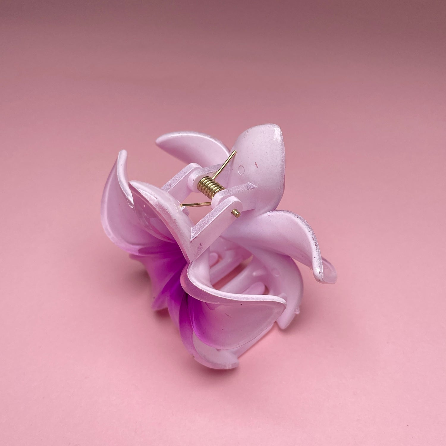 Small Hawaiian Flower Hairclip - Purple Ombré