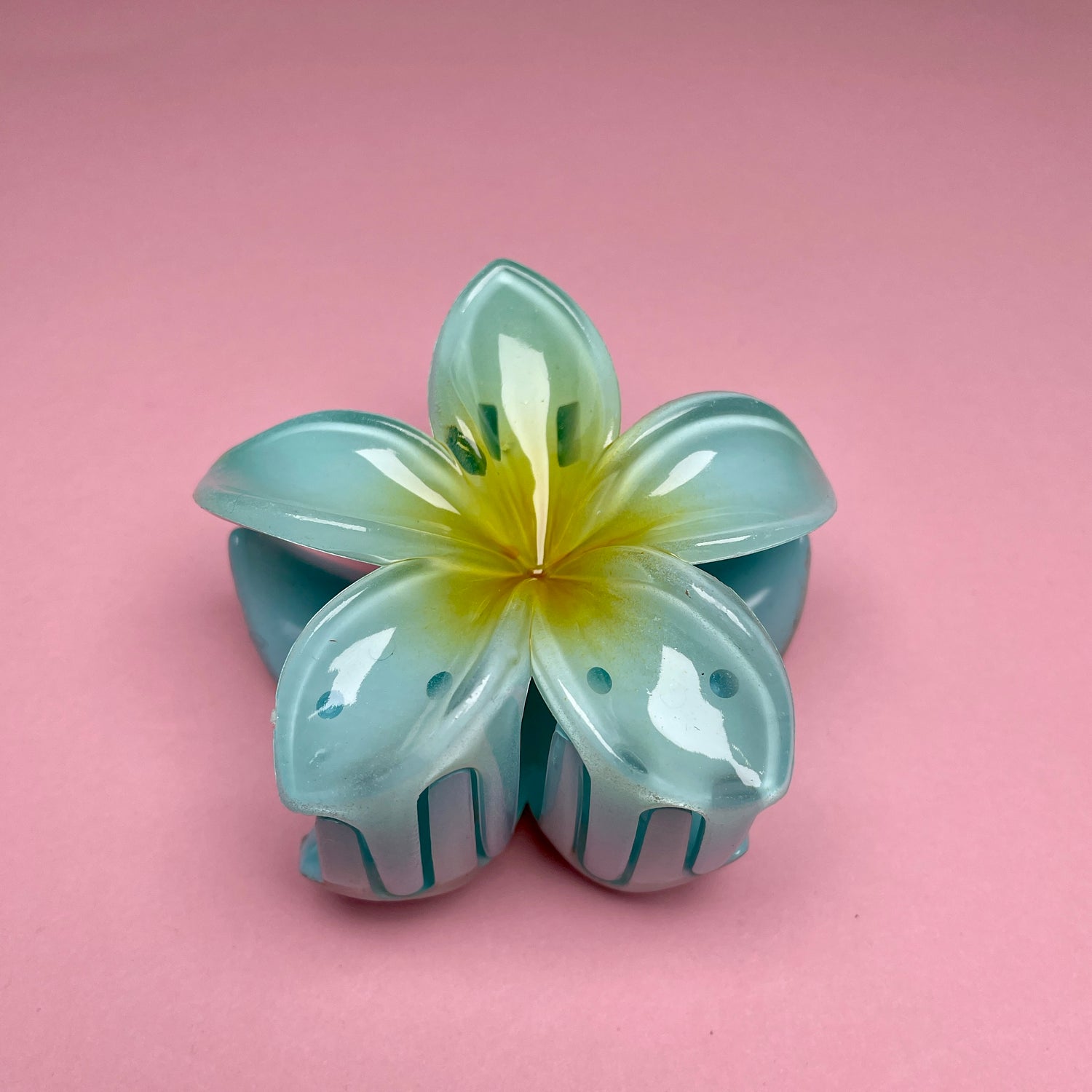 Small Hawaiian Flower Hairclip - Blue/Yellow Ombré