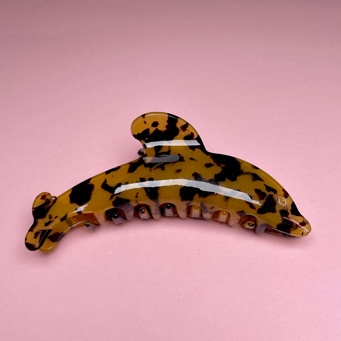 Dolphin Claw - Light Tortoise