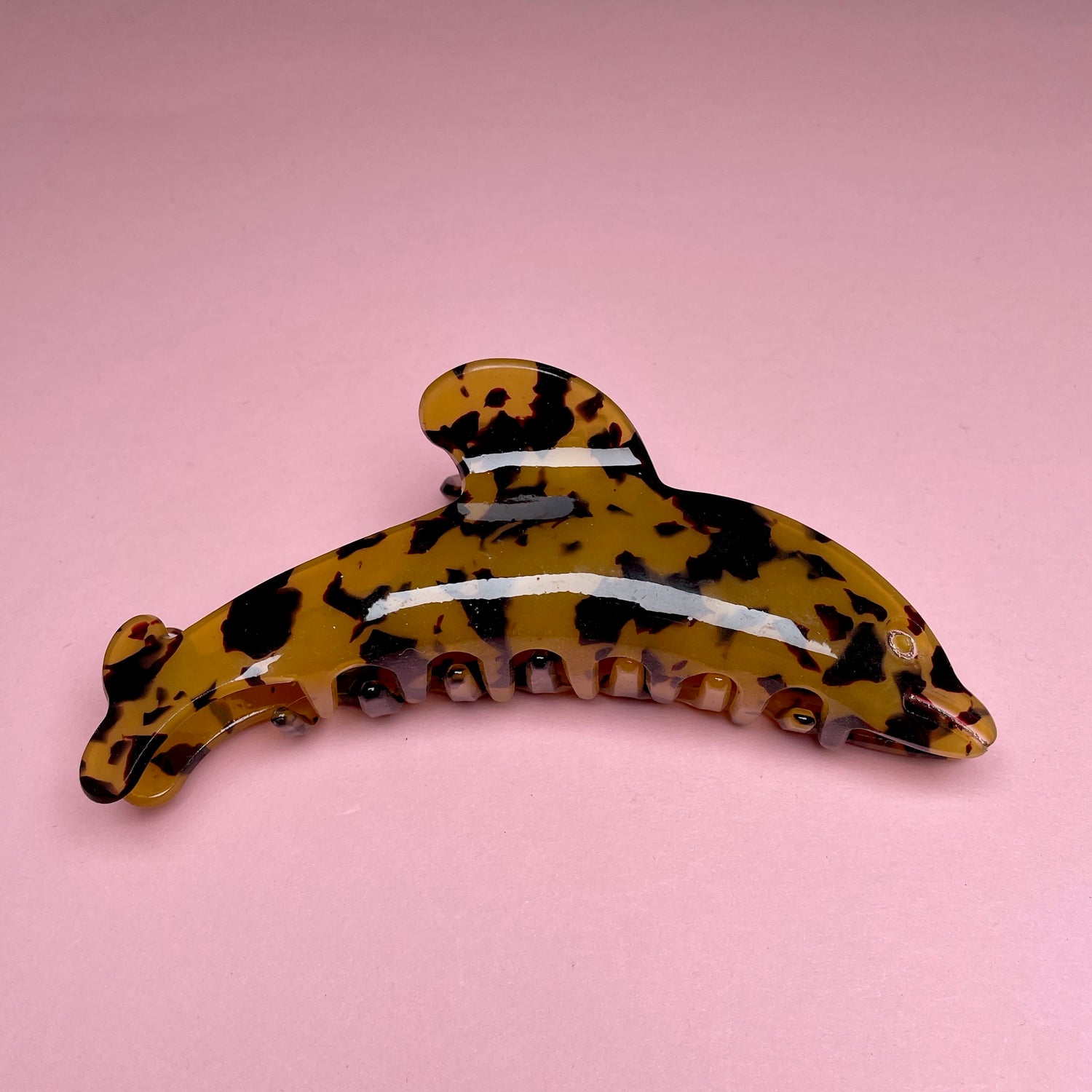Dolphin Claw - Light Tortoise