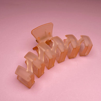 Geometric Claw - Peach