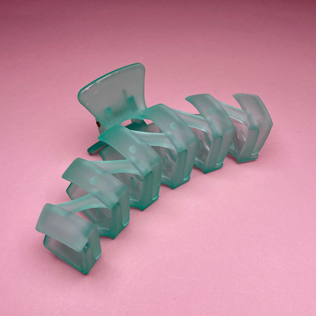 Geometric Claw - Turquoise