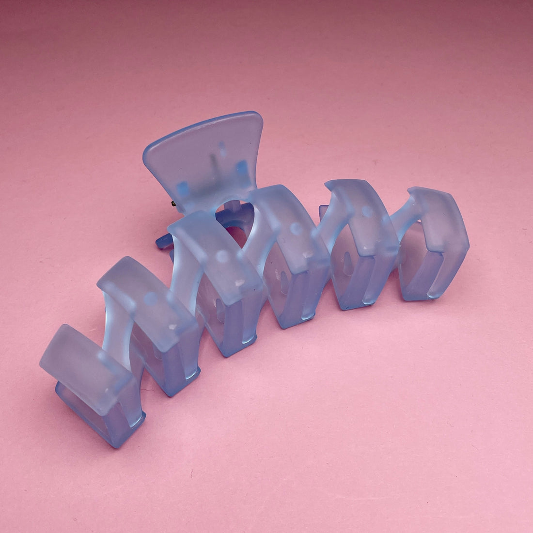 Geometric Claw - Light Blue