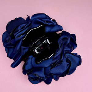 Small Rose Claw - Navy Blue