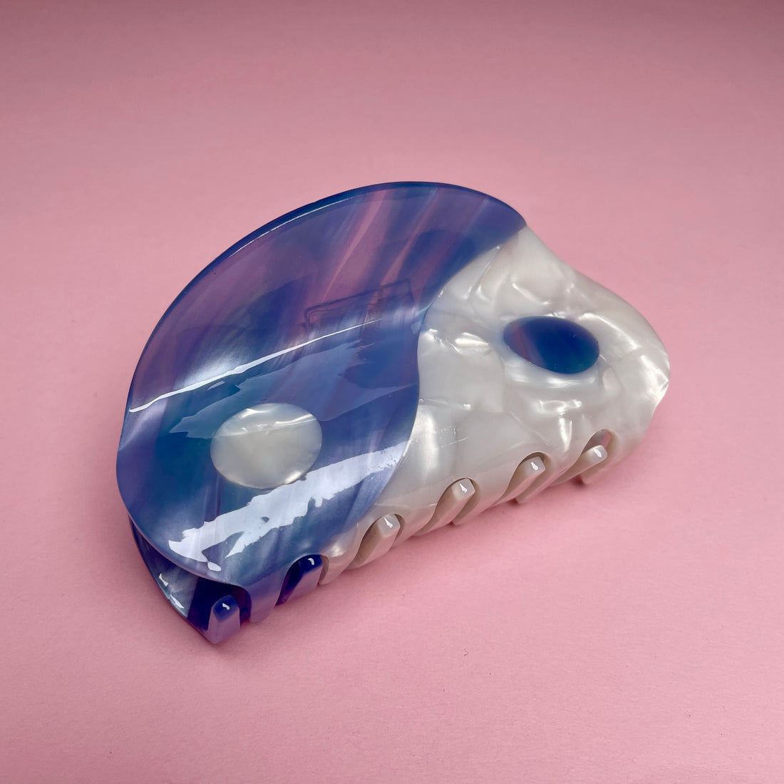 Yin Yang Hair Clip - Blue/White Marble