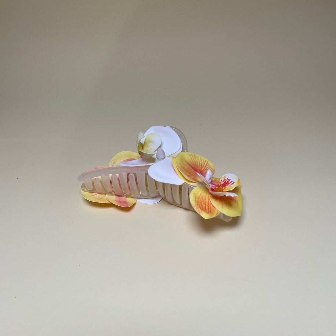 Orchid hairclip - Orange/White