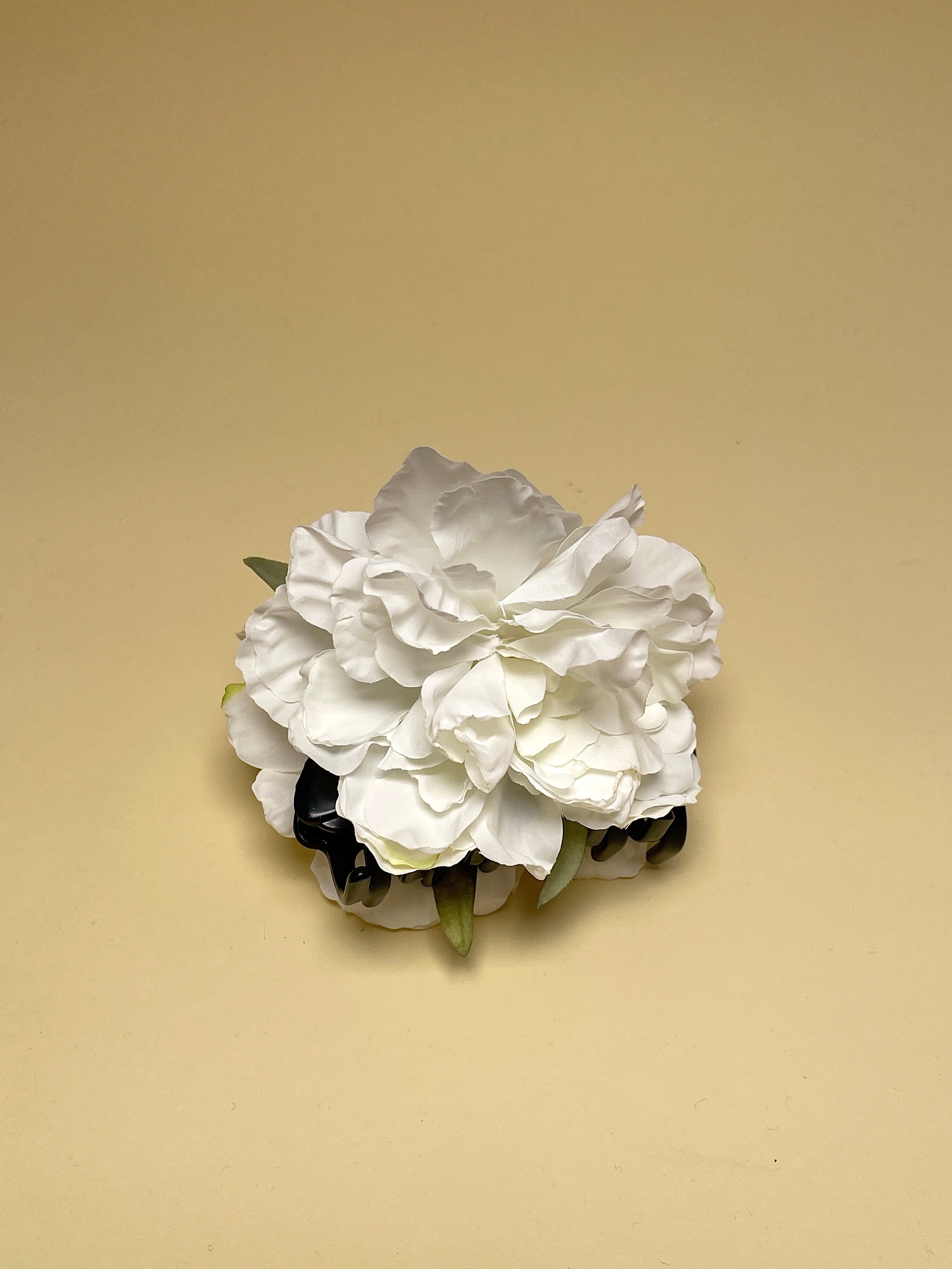 Flower Claw - White