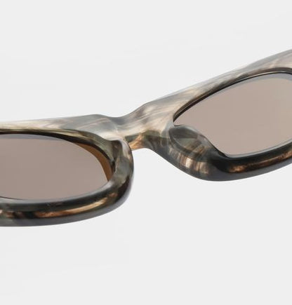 Frida Sunglasses - Striped Horn