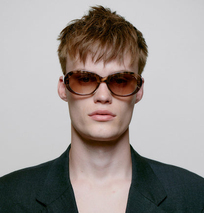 Anma Sunglasses - Coquina / Grey Transparent