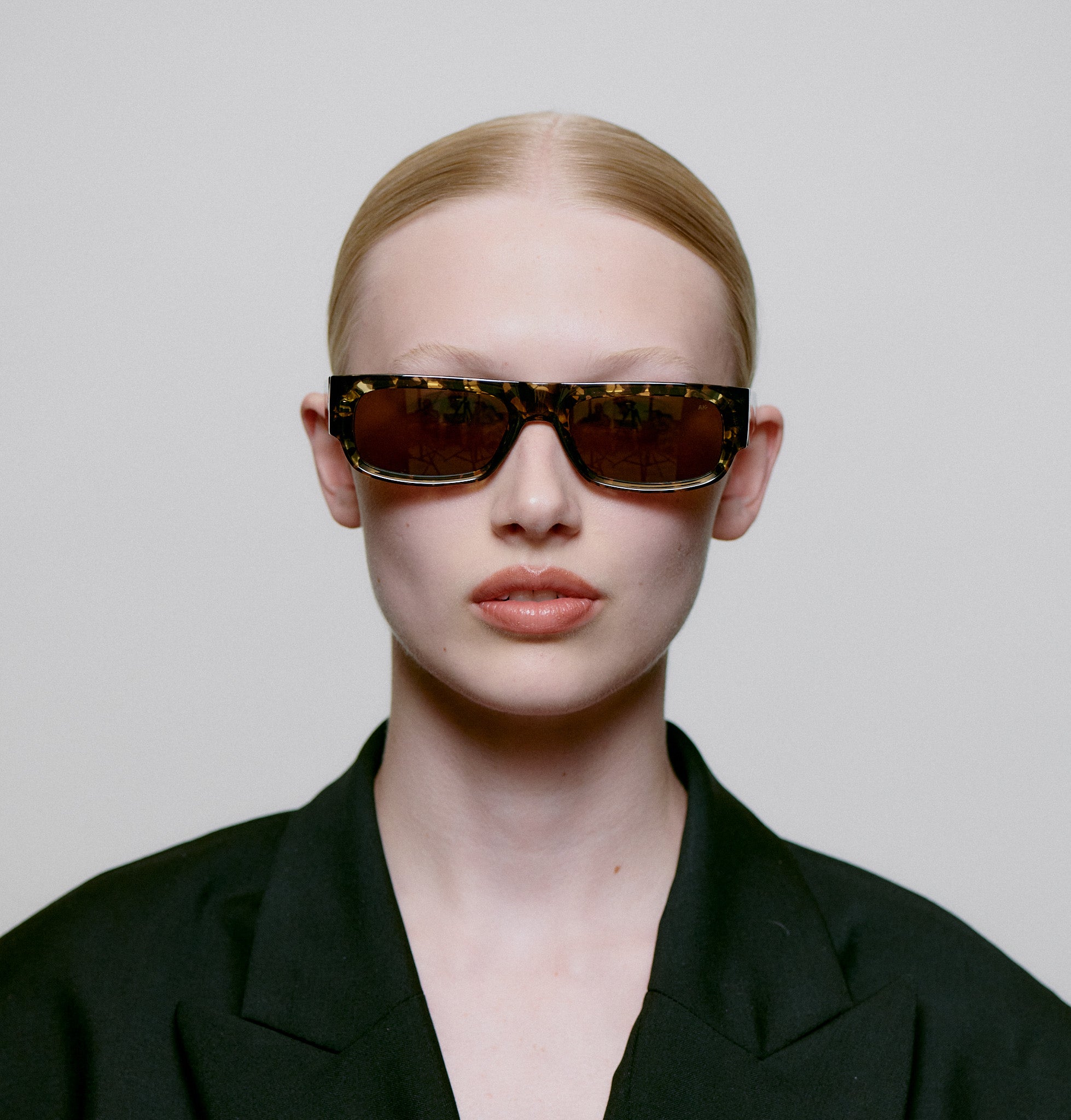 Jean Sunglasses - Black / Yellow Tortoise