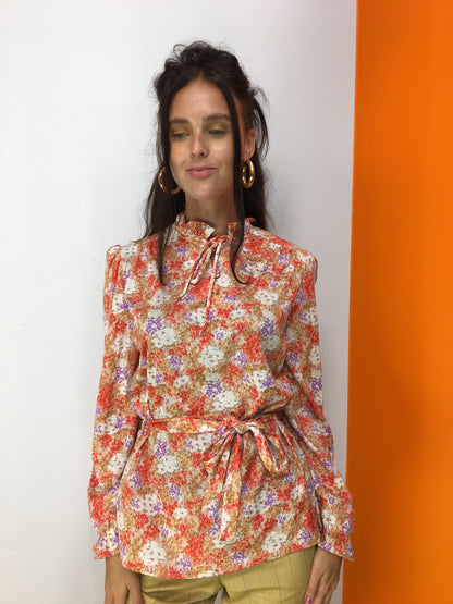 Blomsterbluse