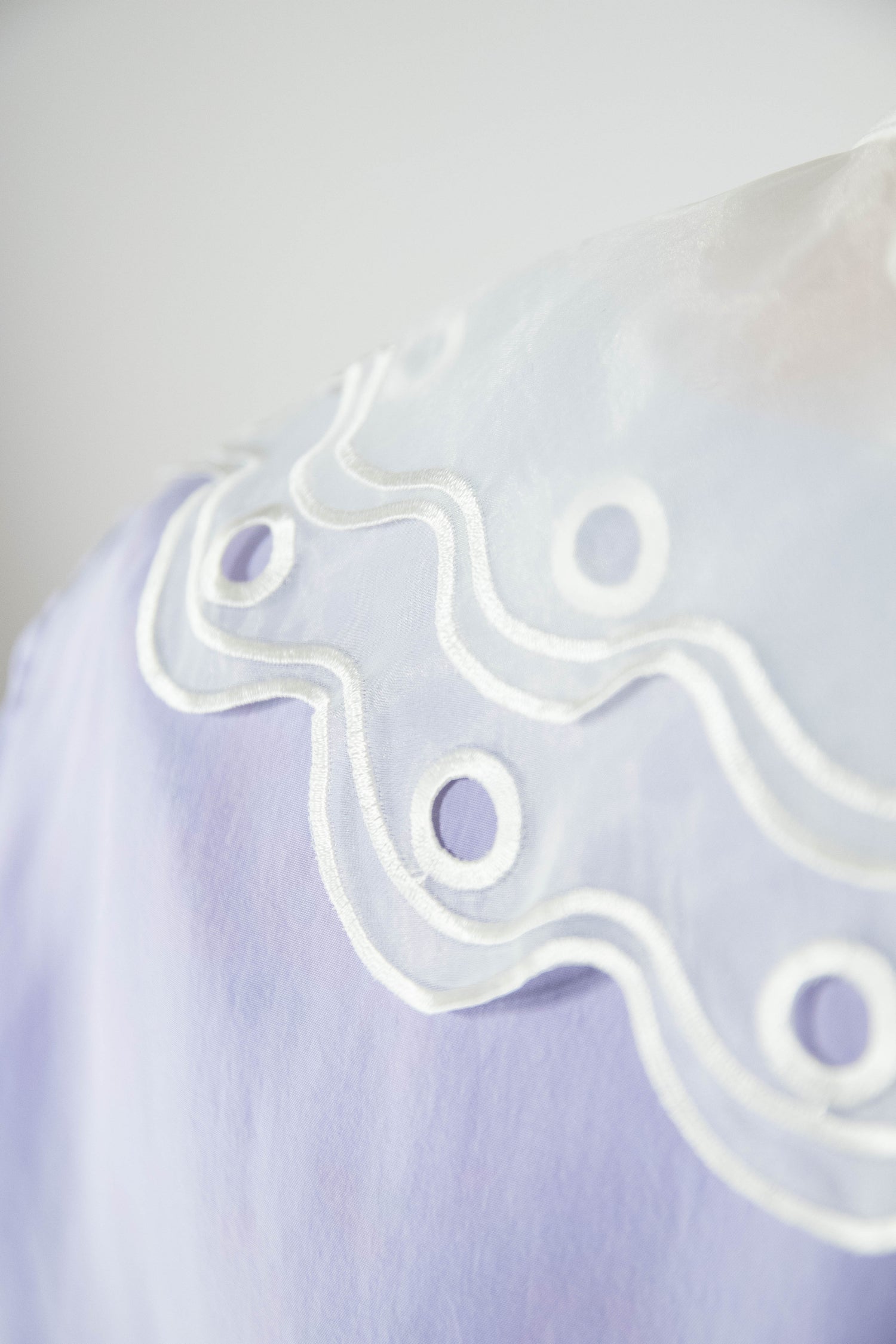 Collar - Double Ruffle White