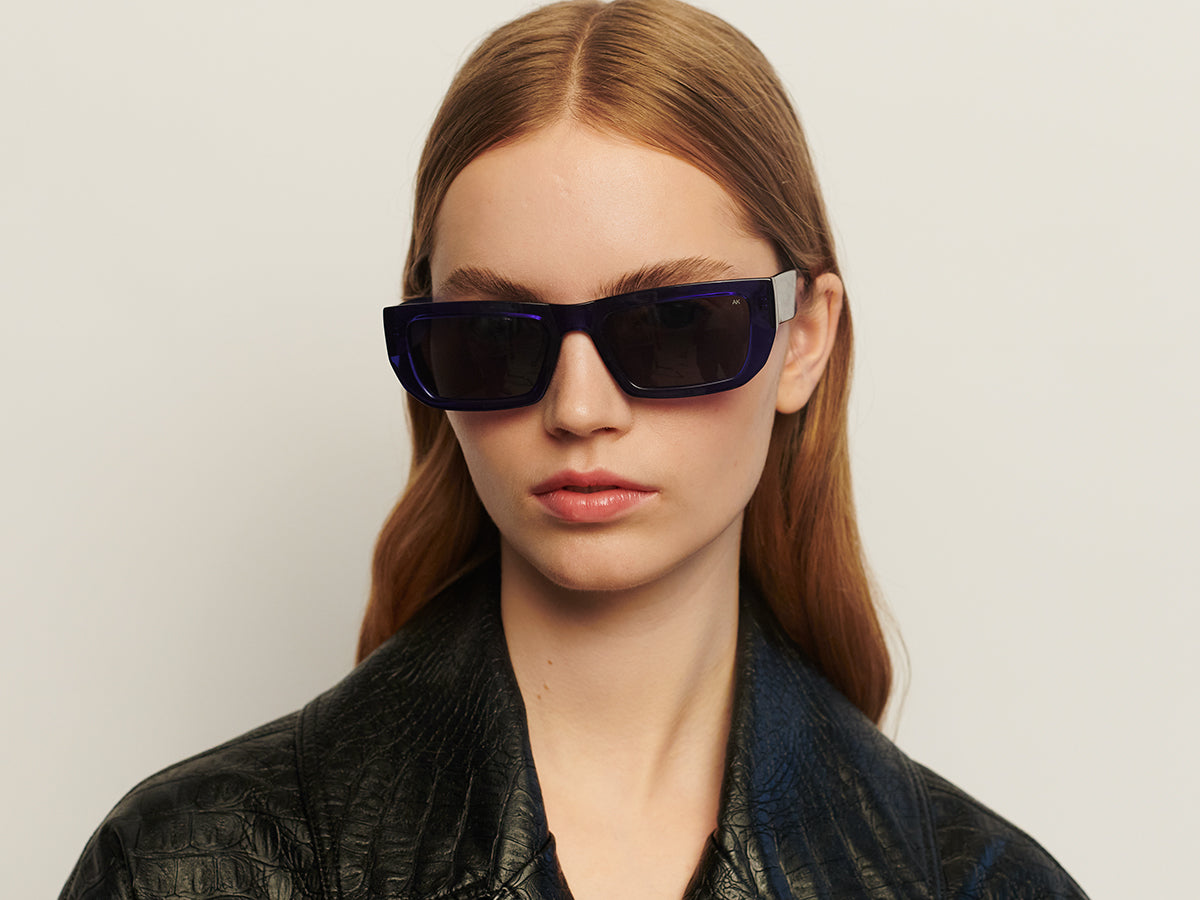 Fame - Dark Blue Transparent