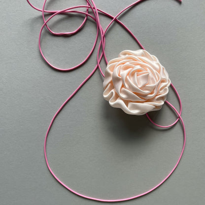 Multiflower - Satin Rosette - 8 cm - Light Peach