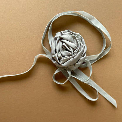 Multiflower - Satin Rosette - 8 cm	- Grey