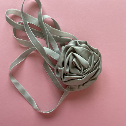 Multiflower - Satin Rosette - 8 cm	- Grey