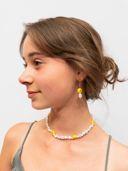 Happy Pearl Necklace