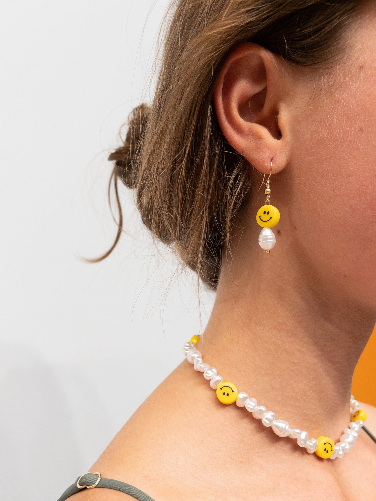 Happy Pearl Necklace