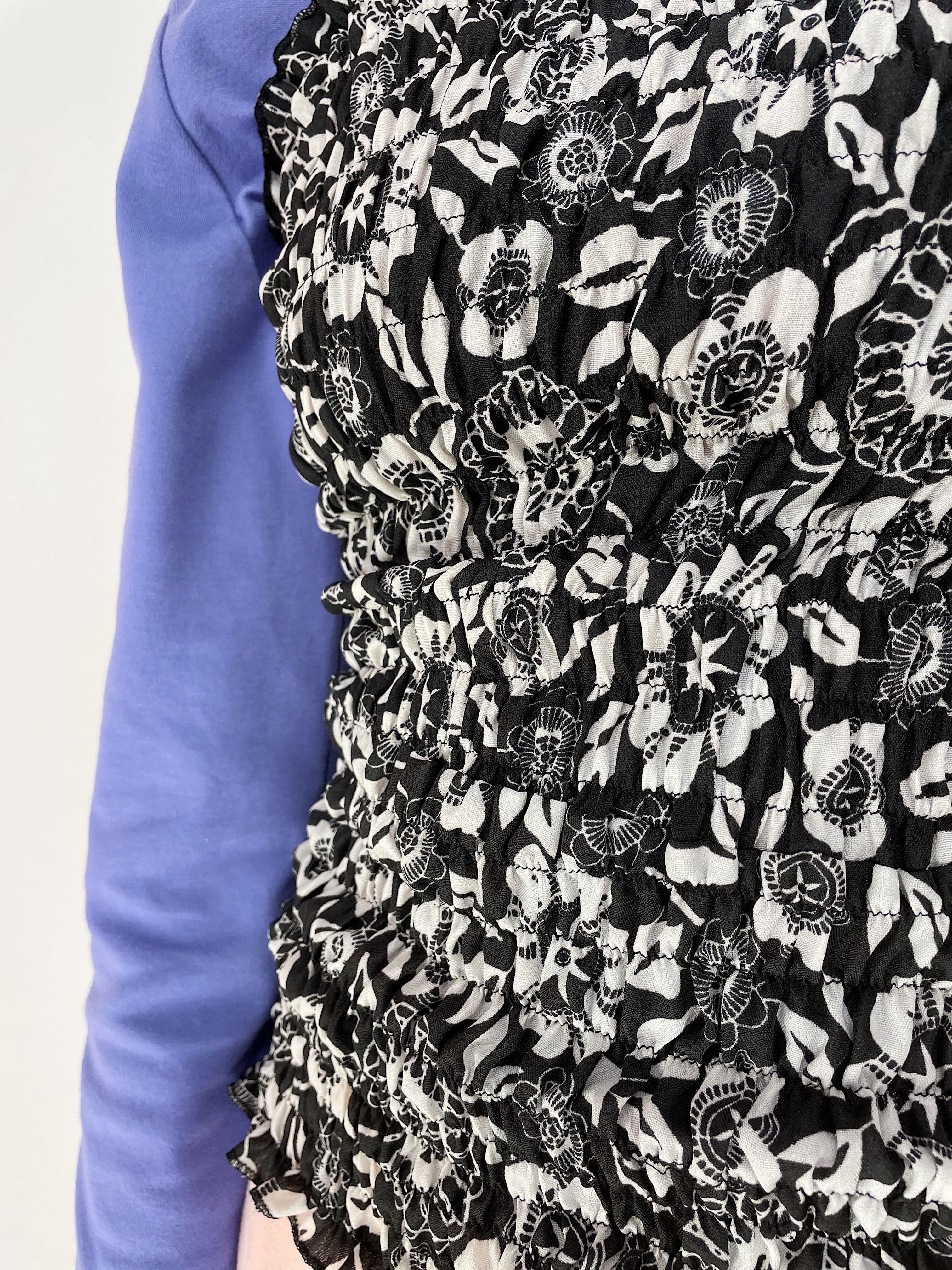 Smock Top - Sort / Hvid