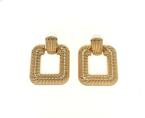 Bold Square Ear - Gold