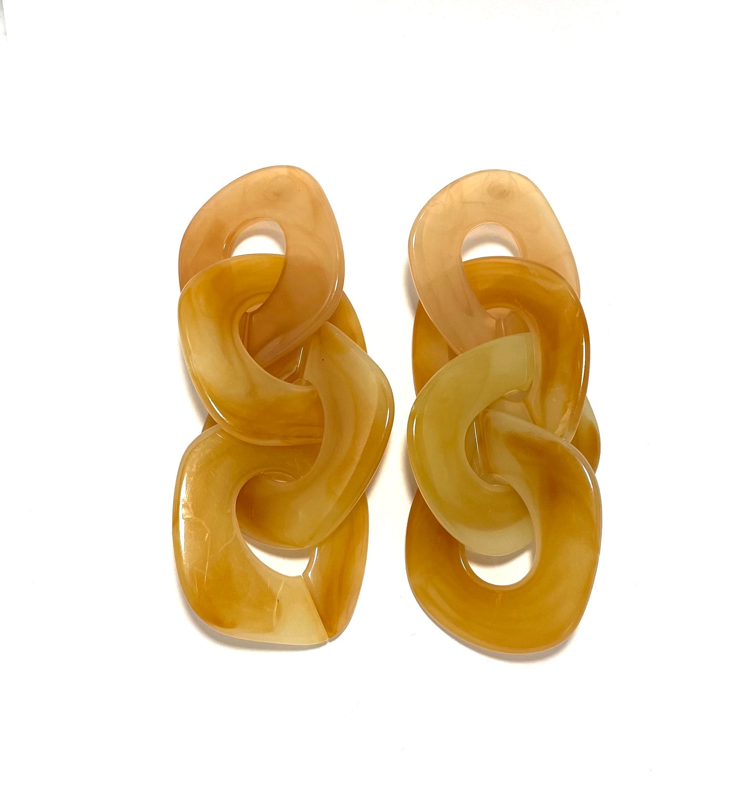 Large Graphic Link Ear - Beige