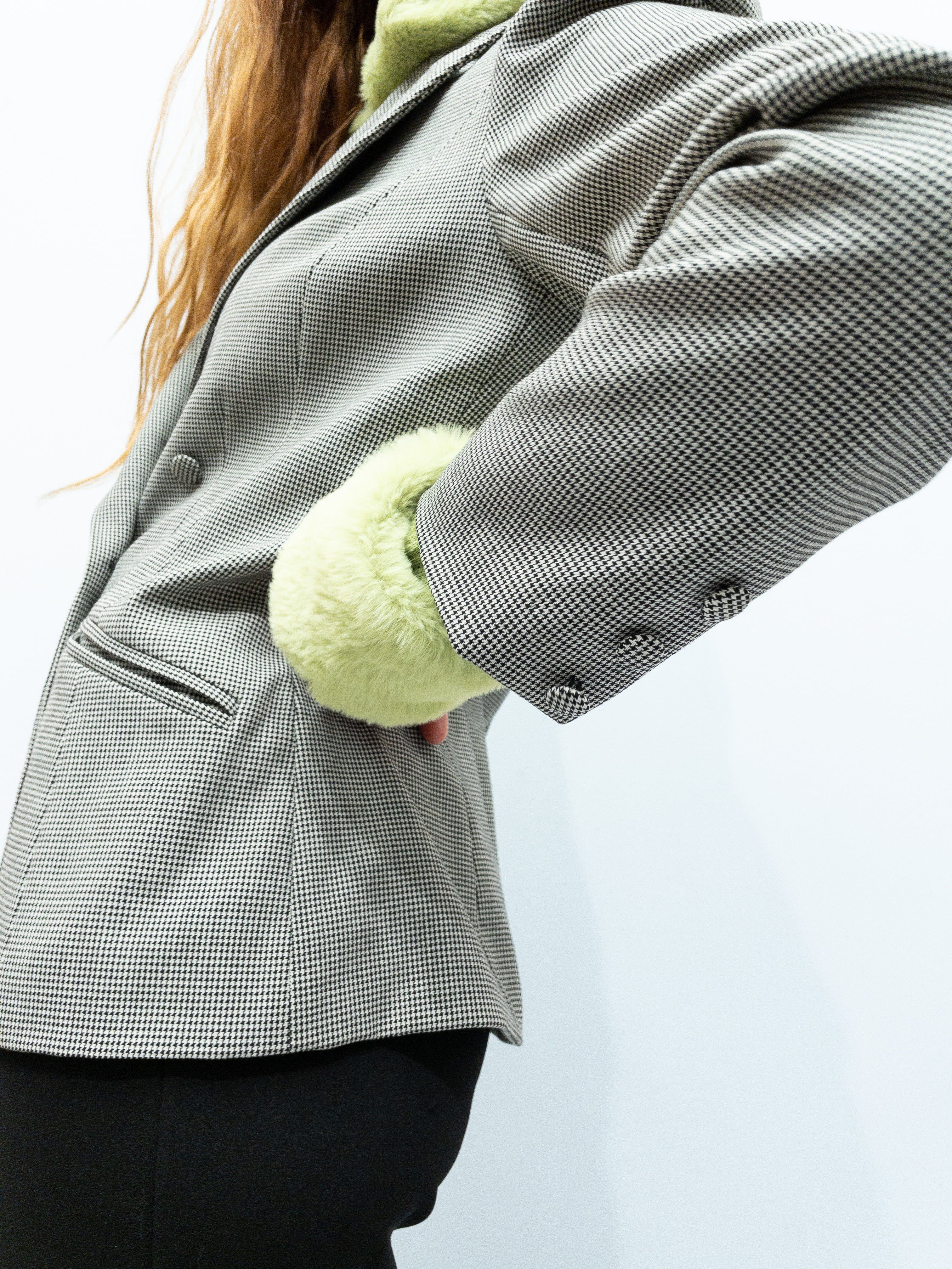 Cacharel Blazer